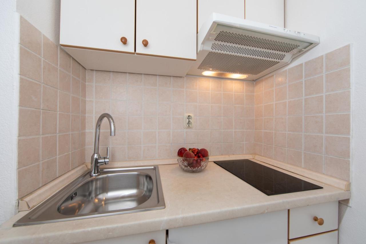 Apartment Klaricic Zivogosce