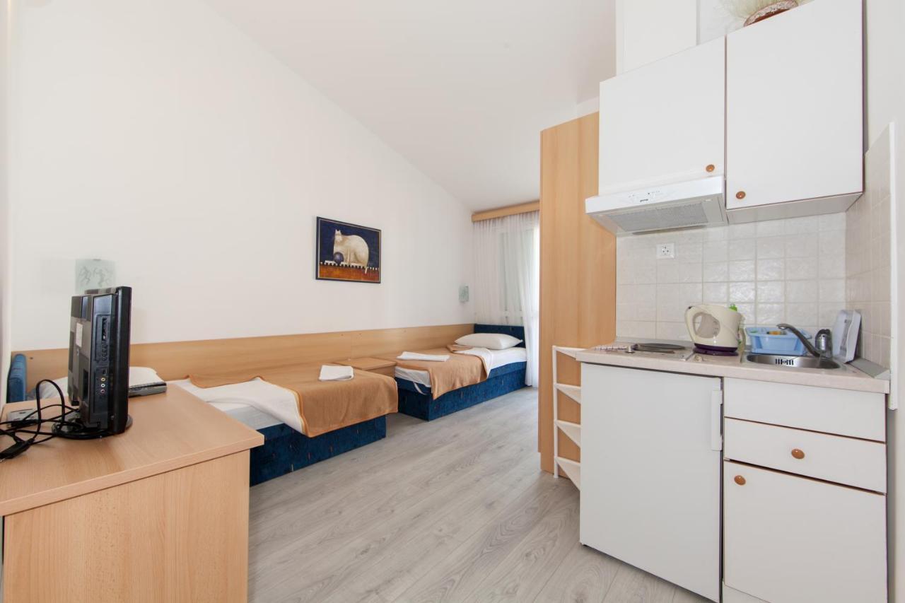 Apartment Klaricic Zivogosce